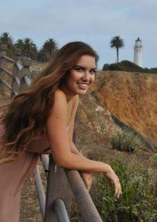 Photo of Sara L.