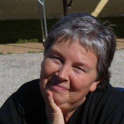 Photo of Laurie M.