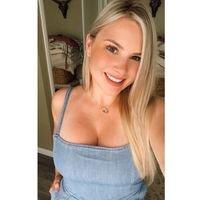 photo of Stefanie L.