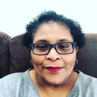 Photo of Lynn A.