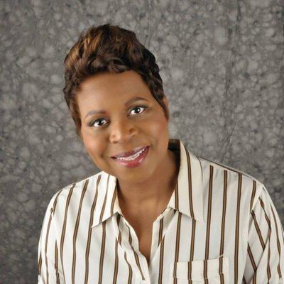 Photo of Dee G.
