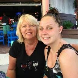 Photo of Donna F.
