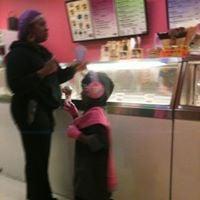 photo of Rayeanne K.