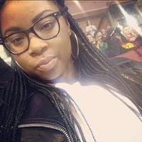 Photo of DaVaughna D.