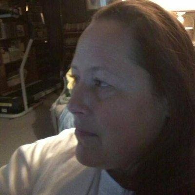 Photo of Linda K.
