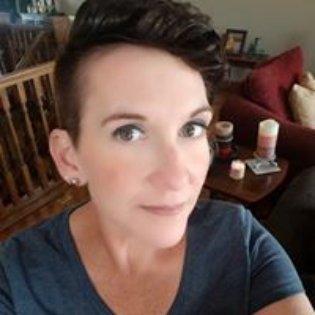 Photo of Robyn J.