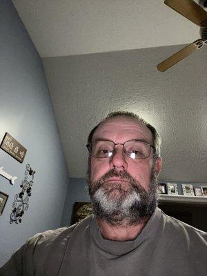 photo of David R.