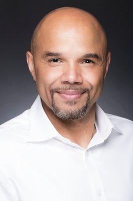 Photo of Omar E.
