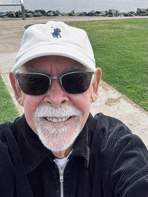 Photo of Mark R.