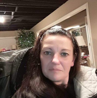 Photo of Julie P.
