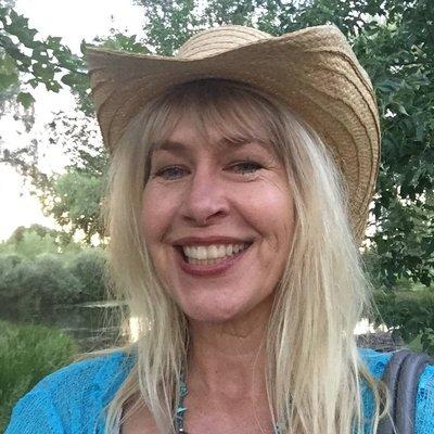 Photo of Lisa M.