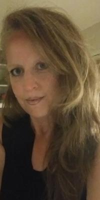 Photo of Paula M.