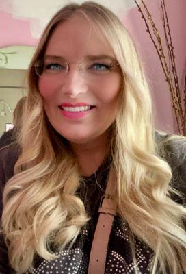 Photo of Pamela F.