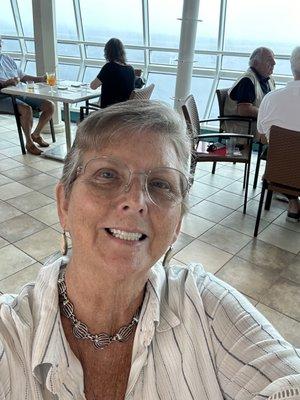 Photo of Linda L C.