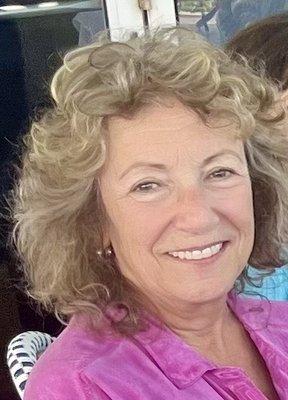 photo of Stephanie E.