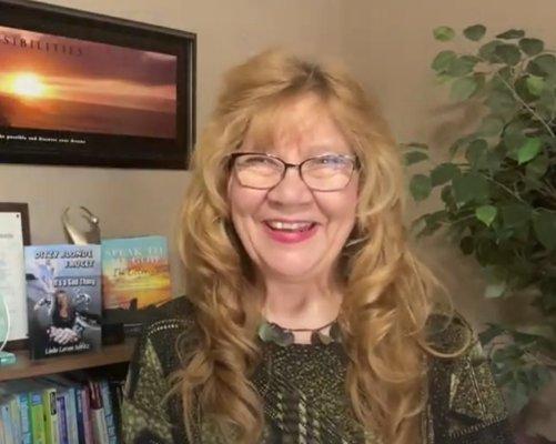Photo of Linda L.