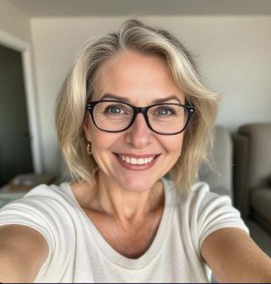 Photo of Liz S.