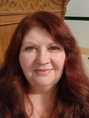 Photo of Robyn J.