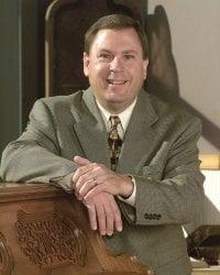 Photo of Alan R.