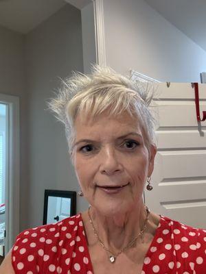 Photo of Laura W.