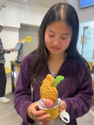 Photo of Mia W.