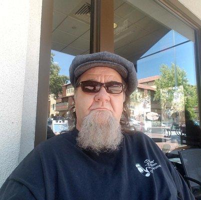 Photo of Geoff D.