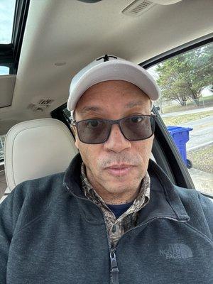 Photo of Kenneth B.