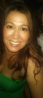 Photo of Yvonne E.