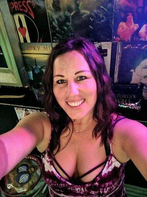 Photo of Julie E.