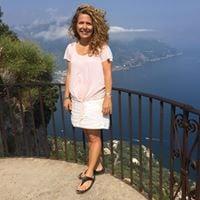 Photo of Lauren T.