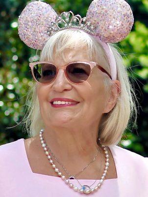 Photo of Susan L.