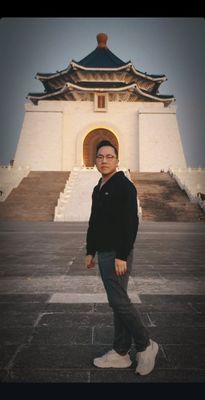 Photo of Vay V.