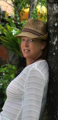 Photo of Leigh B.