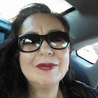 Photo of Laura R.