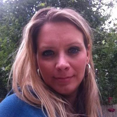 Photo of Stephanie E.
