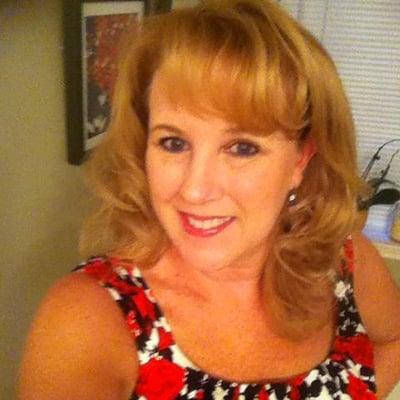 photo of Melanie R.
