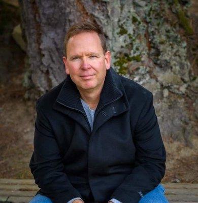 Photo of Eric L.