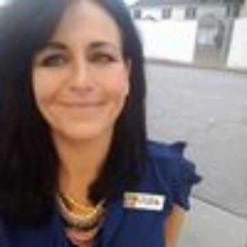 Photo of Julie T.