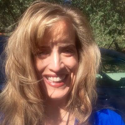 photo of Dr. Jenny H.