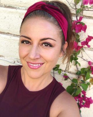 Photo of Debra M.