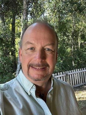 Photo of Mark D.