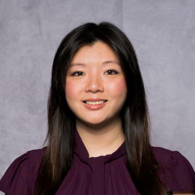 Photo of Julie L.