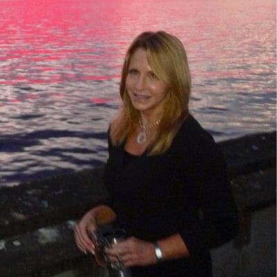 Photo of Janet S.