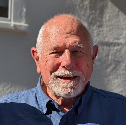 Photo of Les V.