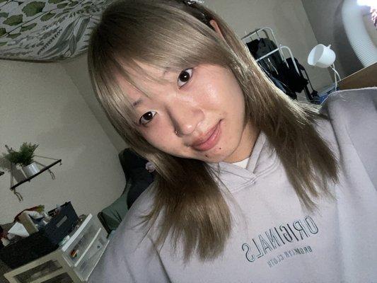 Photo of Lynna C.