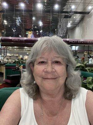 Photo of Roxanne W.
