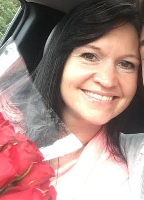Photo of Sharon L.