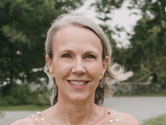 Photo of Corinne F.