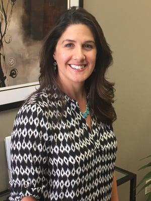 Photo of Julie L.