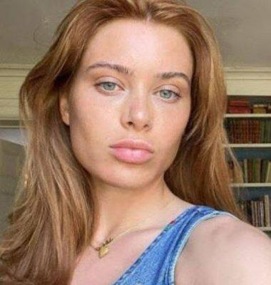 Photo of Elmina G.